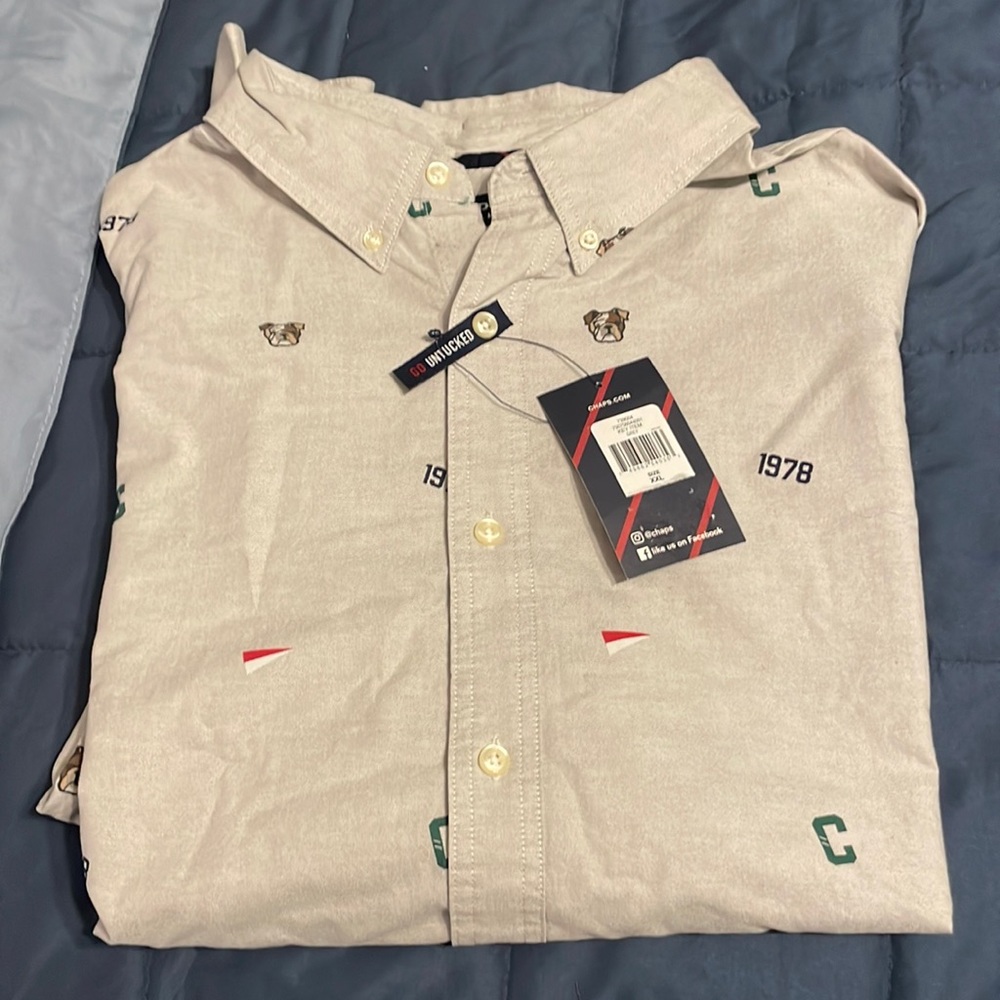 Men’s XXL CHAPS UNTUCKED Collegiate Oxford Shirt New With Tags